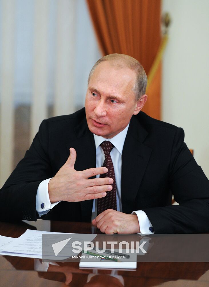 Vladimir Putin meets with Teacher of the Year winners