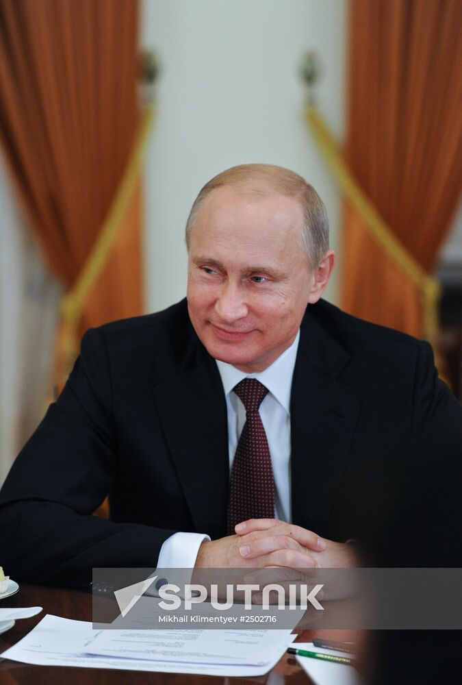 Vladimir Putin meets with Teacher of the Year winners