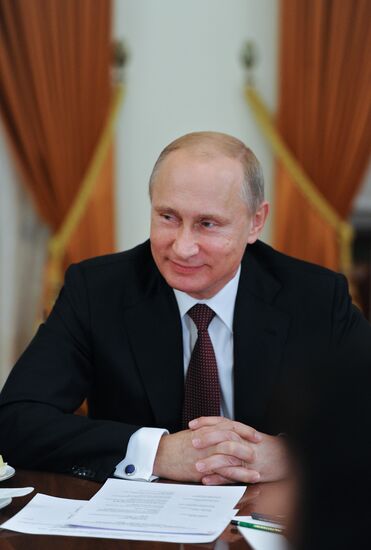 Vladimir Putin meets with Teacher of the Year winners