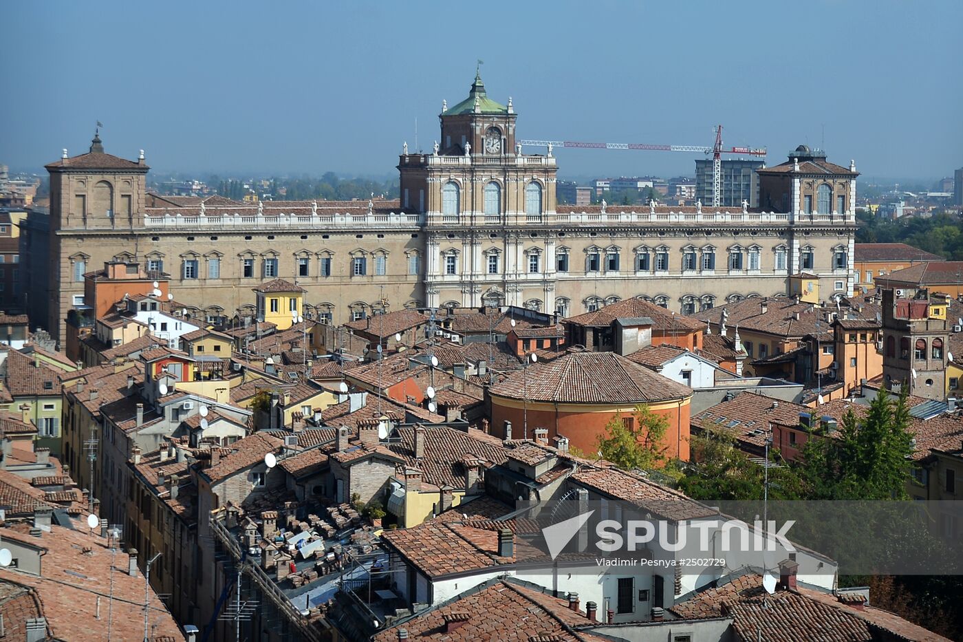 World cities. Modena