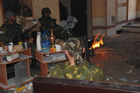Battles near Donetsk airport