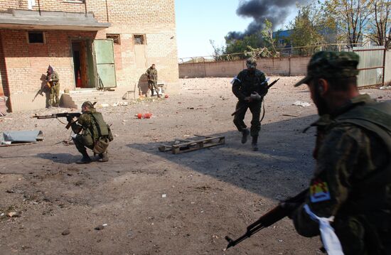 Battles near Donetsk airport