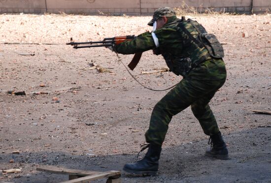 Battles near Donetsk airport