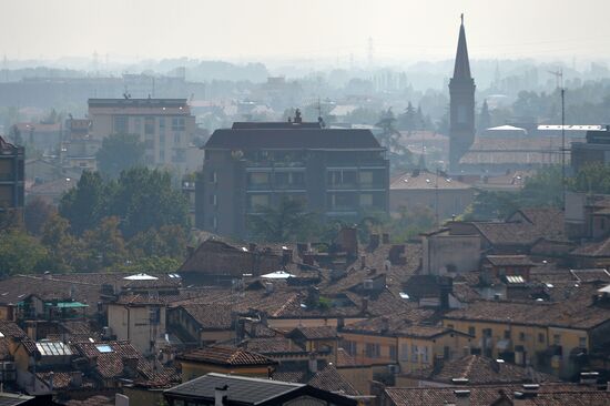 World cities. Modena