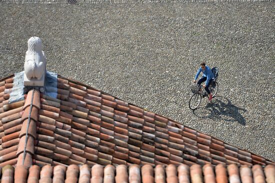 World cities. Modena
