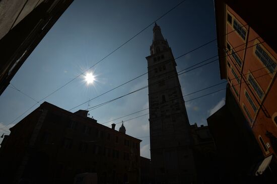 World cities. Modena