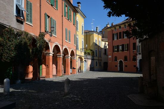 World cities. Modena