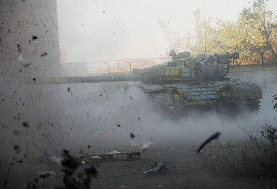 Battles near Donetsk airport