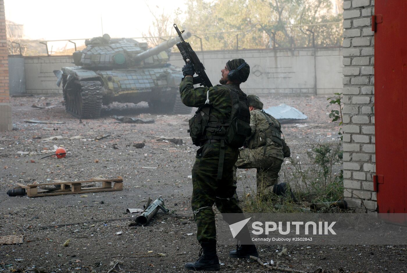 Battles near Donetsk airport