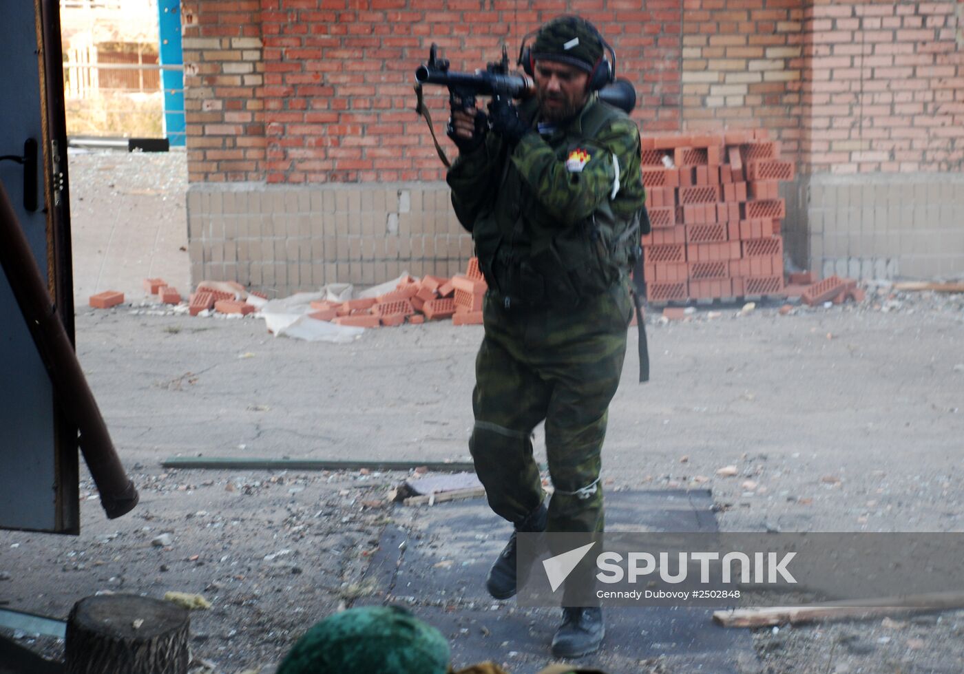 Battles near Donetsk airport