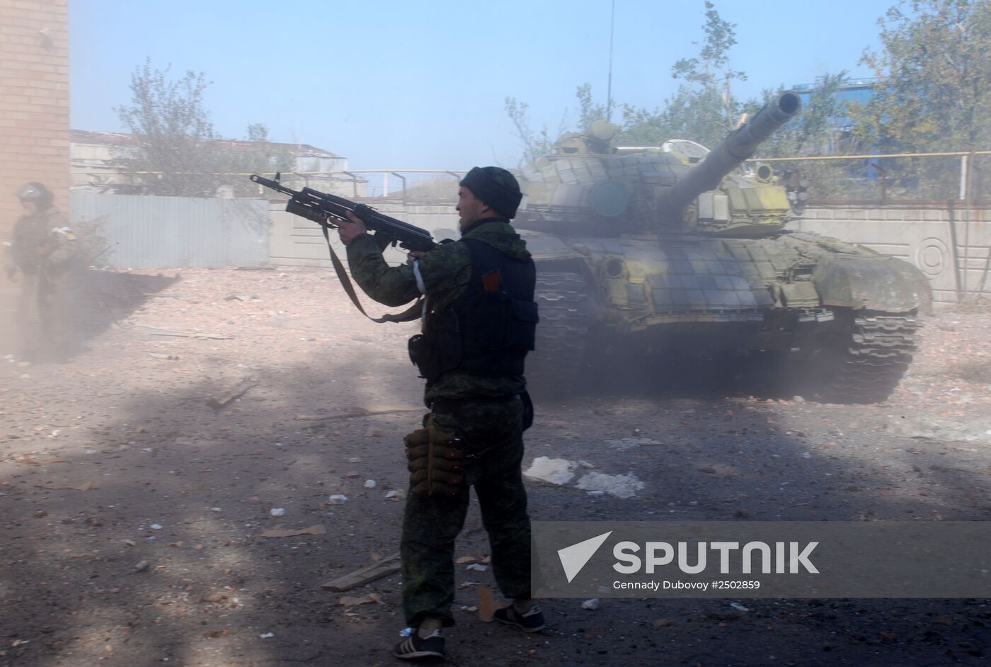 Battles near Donetsk airport