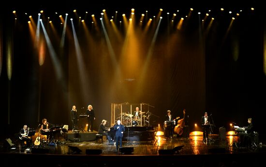 Charles Aznavour performs in Moscow