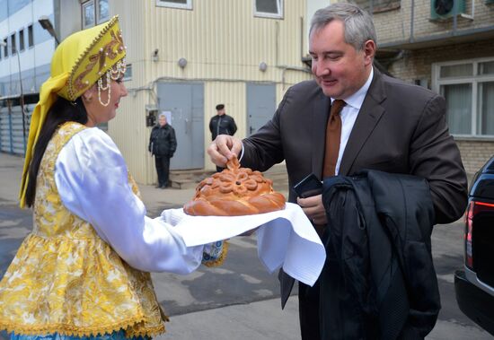 Dmitry Rogozin visits Khimki