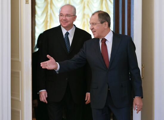 Russian Foreign Minister Sergei Lavrov meets with Venezuelan Foreign Minister Rafael Ramirez