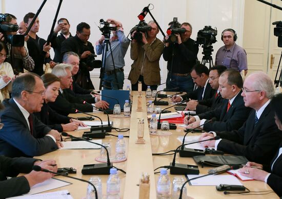 Russian Foreign Minister Sergei Lavrov meets with Venezuelan Foreign Minister Rafael Ramirez