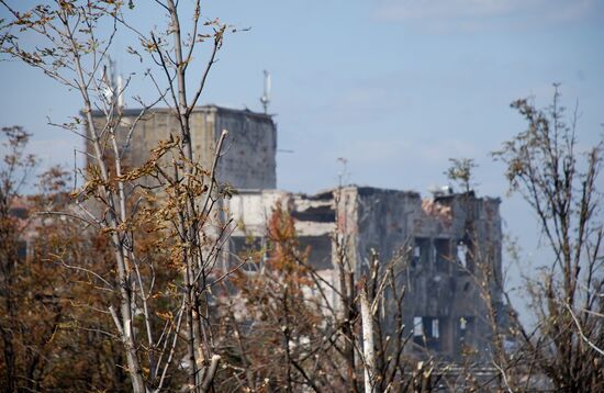 Donetsk airport area update