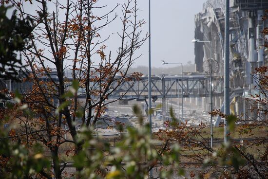 Donetsk airport area update