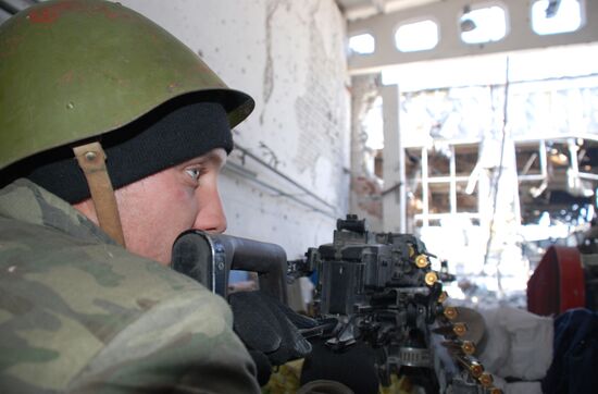 Donetsk airport area update