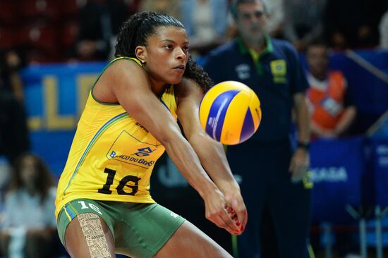 2014 FIVB Volleyball Women's World Championship. Brazil vs. China