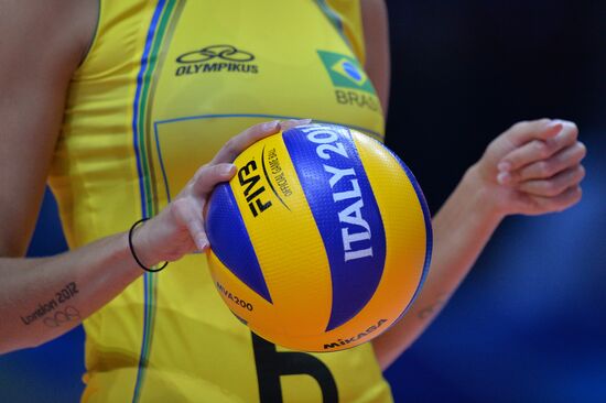 2014 FIVB Volleyball Women's World Championship. Brazil vs. China