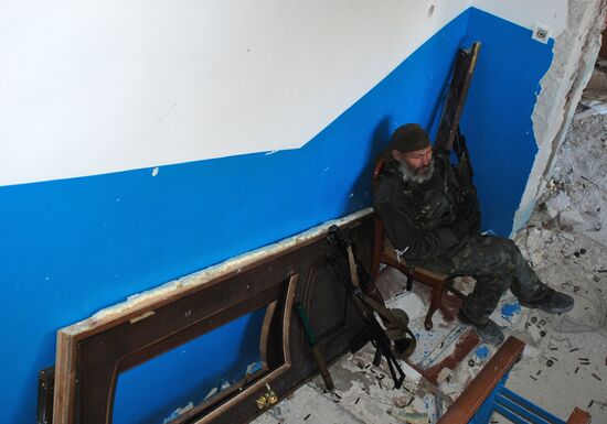 Donetsk airport area update