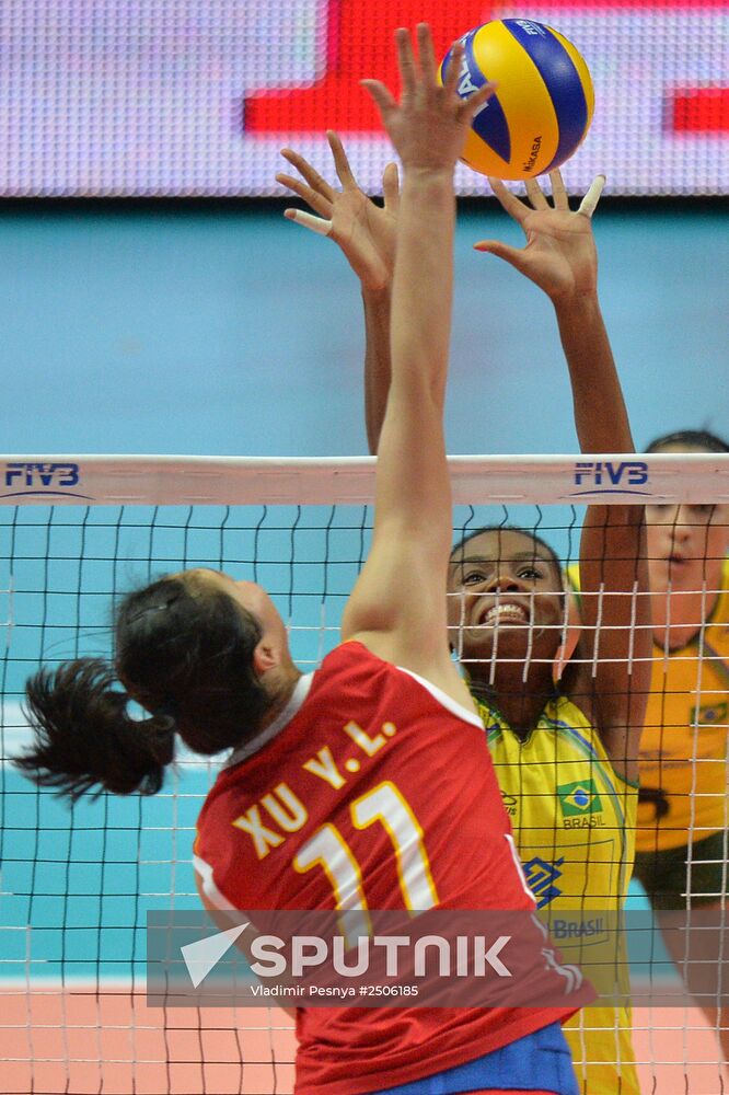 2014 FIVB Volleyball Women's World Championship. Brazil vs. China