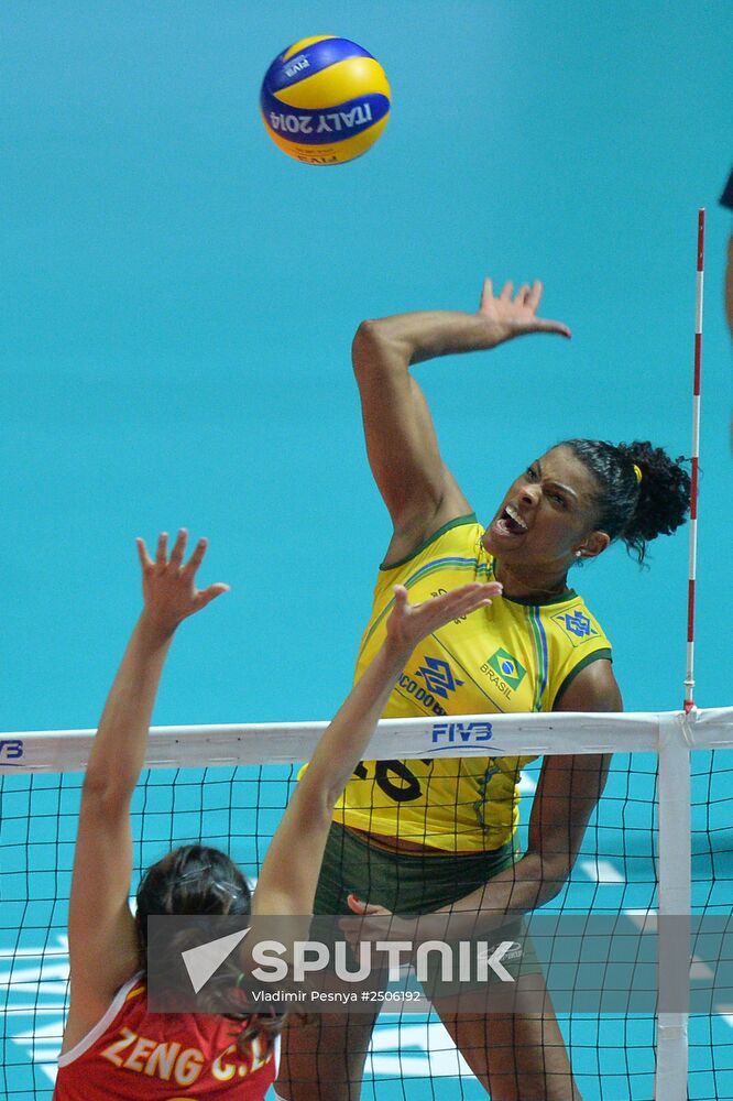 2014 FIVB Volleyball Women's World Championship. Brazil vs. China