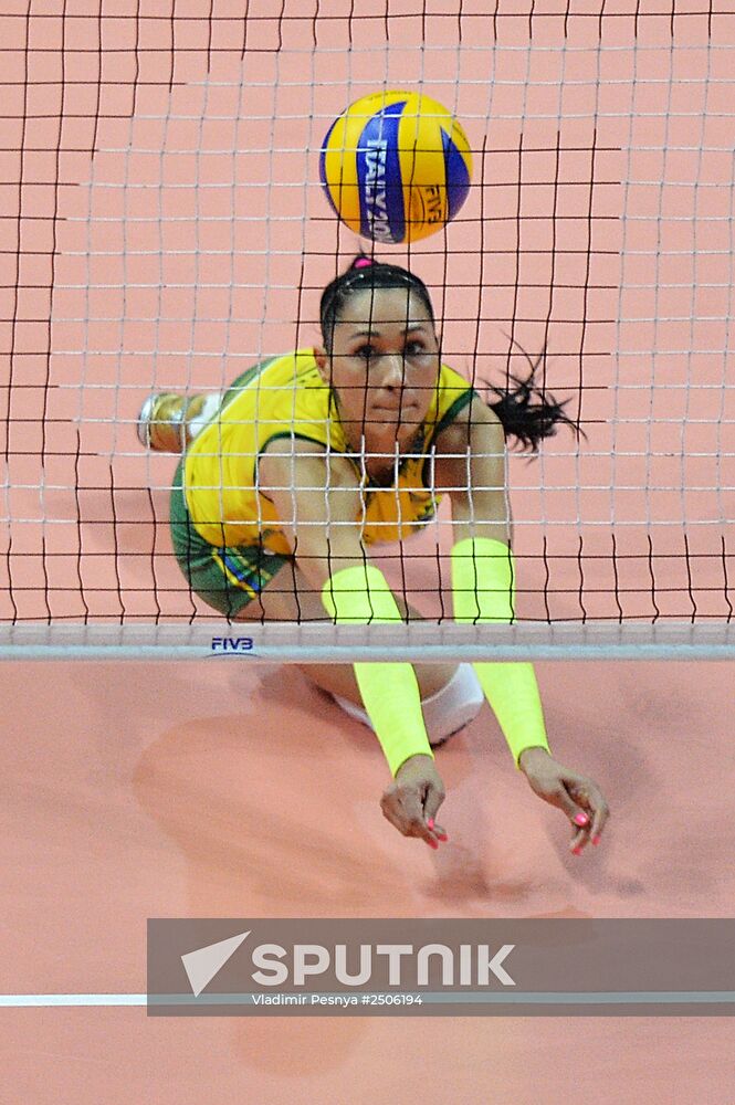 2014 FIVB Volleyball Women's World Championship. Brazil vs. China