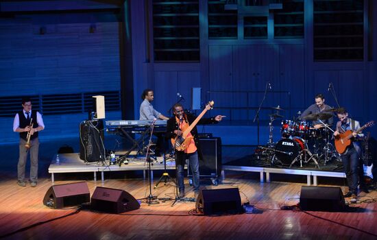Concert by Richard Bona