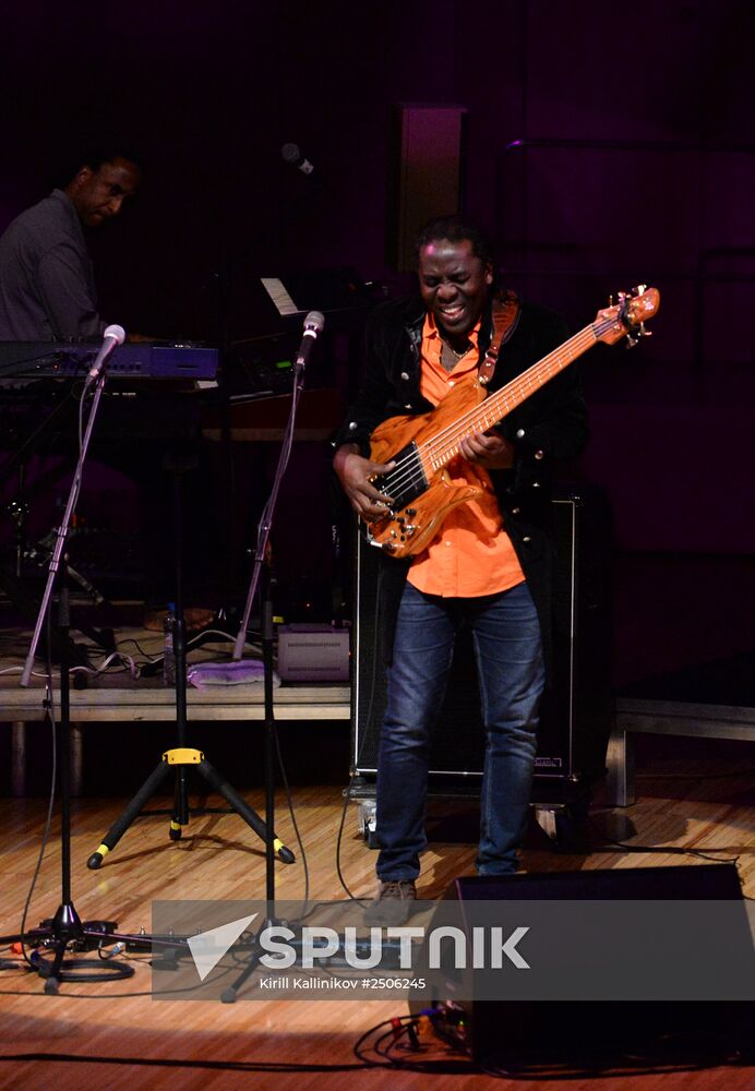 Concert by Richard Bona