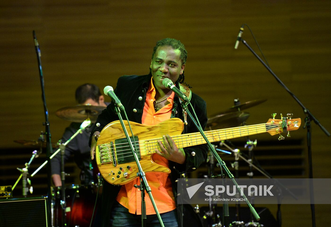 Concert by Richard Bona