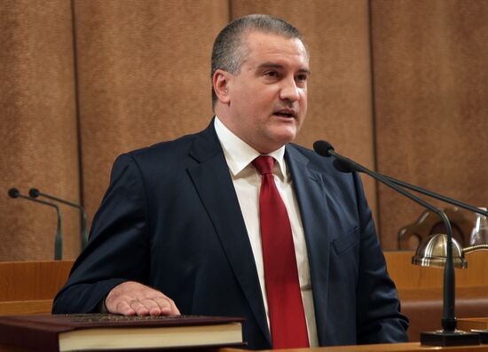Electing Head of the Republic of Crimea