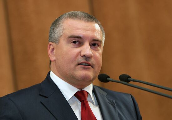 Electing Head of the Republic of Crimea