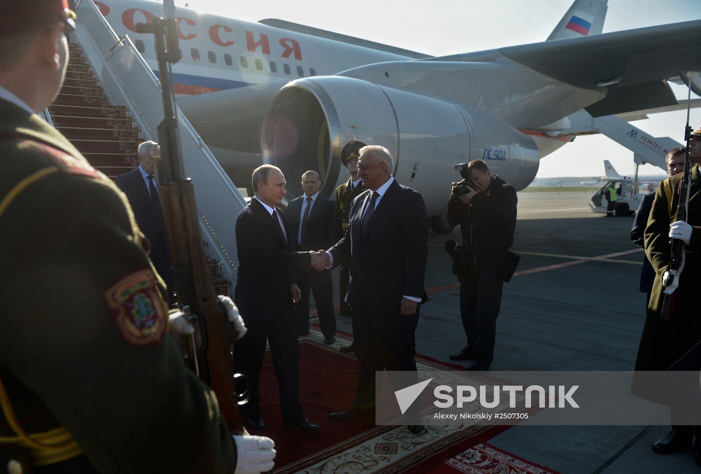 Vladimir Putin visits Belarus