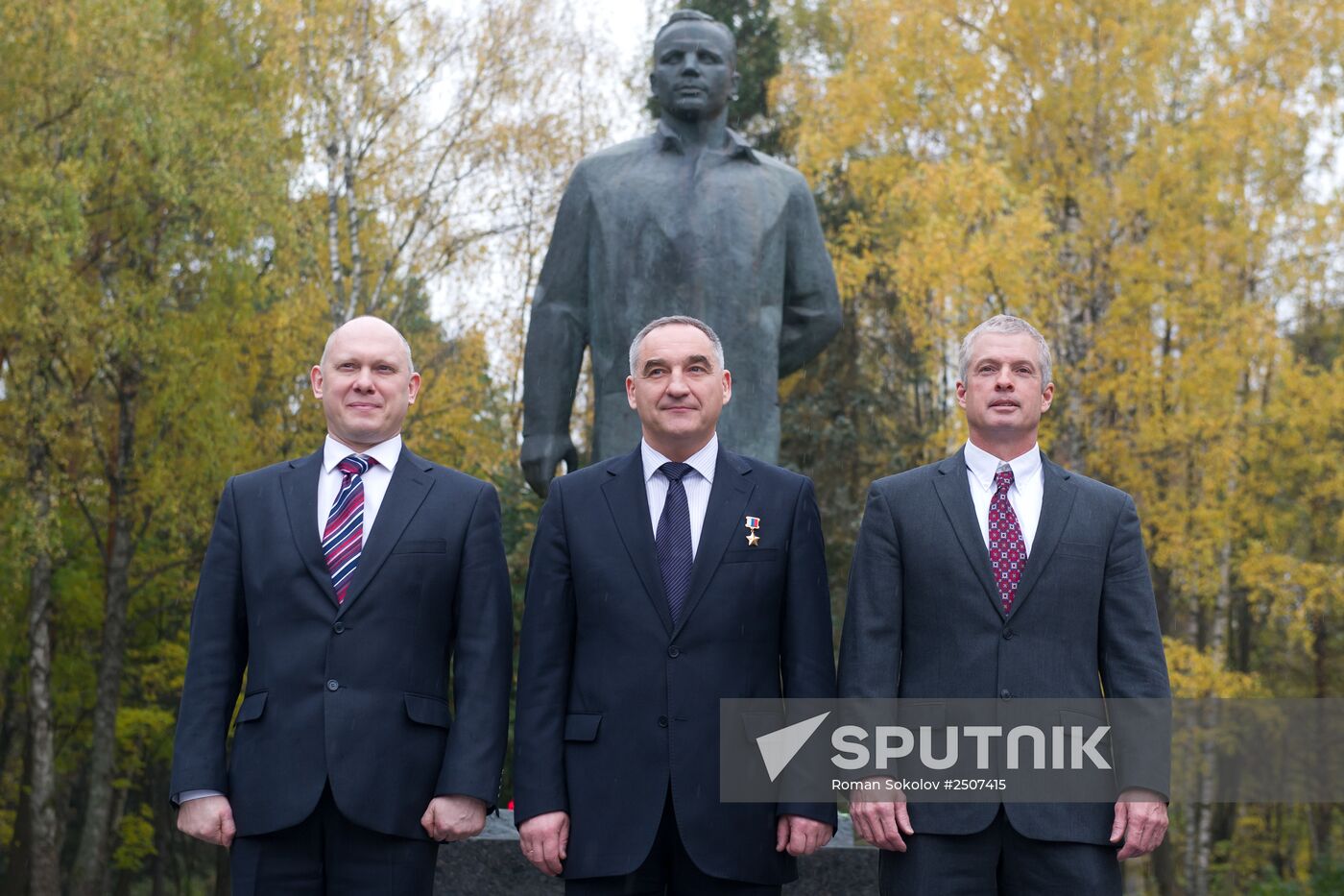 ISS 39/40 expedition crew welcomed, give news conference