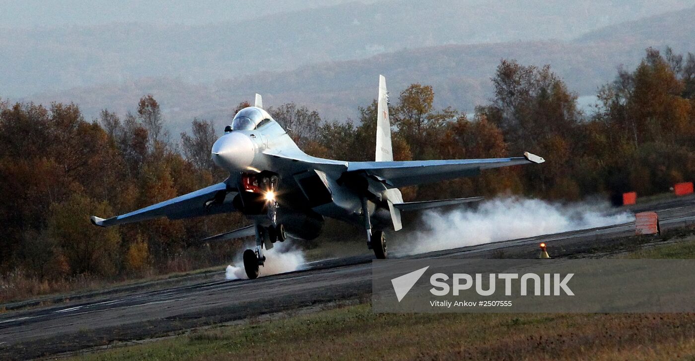 Wing of Eastern Military District receives two new Su-30 M2 fighters