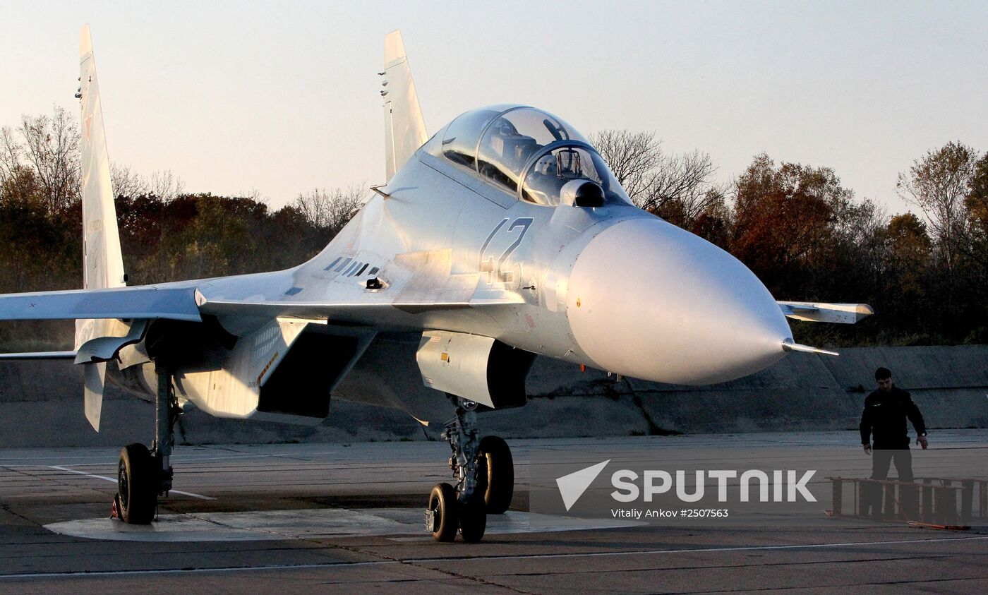 Wing of Eastern Military District receives two new Su-30 M2 fighters
