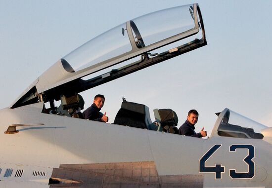 Wing of Eastern Military District receives two new Su-30 M2 fighters