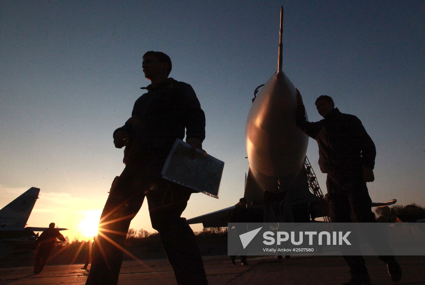 Wing of Eastern Military District receives two new Su-30 M2 fighters