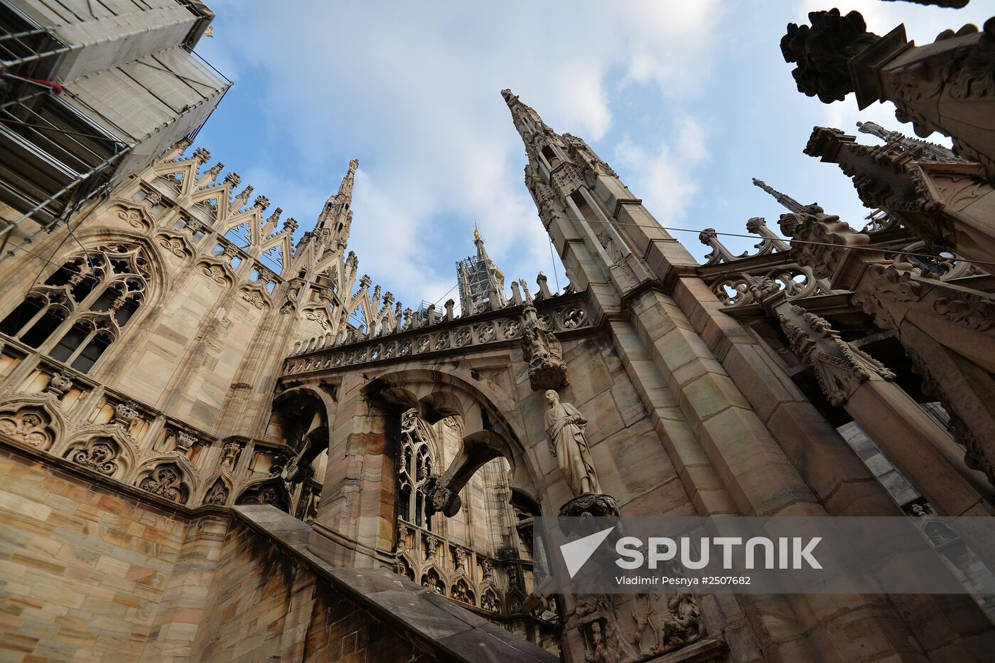 World cities. Milan