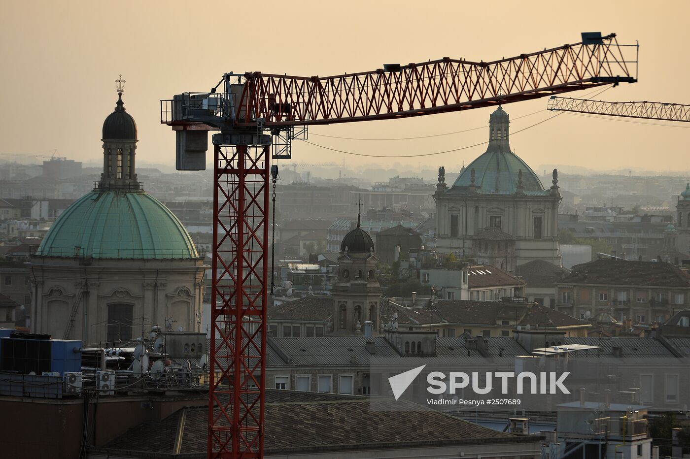 World cities. Milan