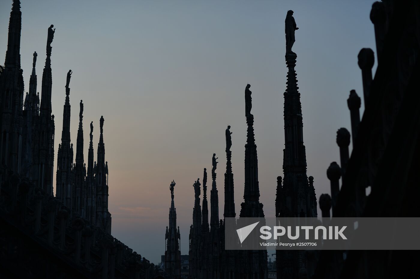 World cities. Milan