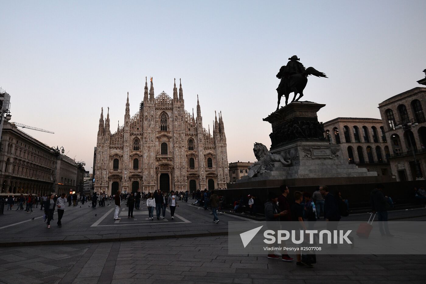 World cities. Milan