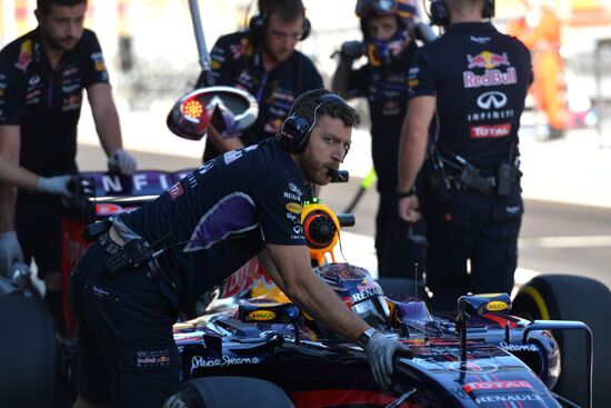 2014 Formula 1 Russian Grand Prix. Practice