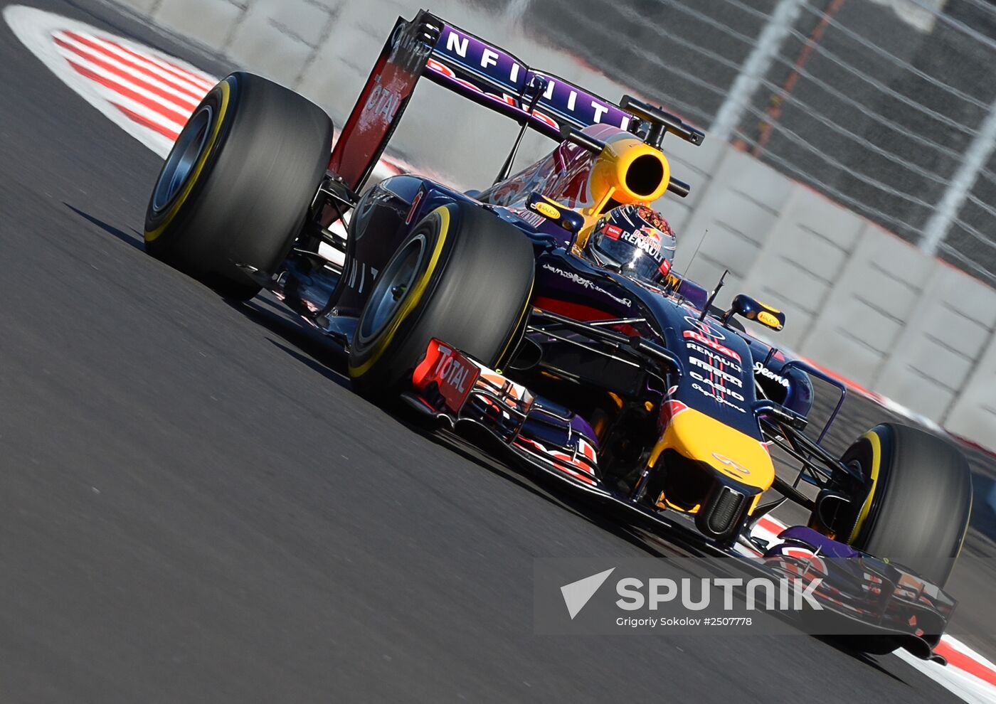2014 Formula 1 Russian Grand Prix. Free practice