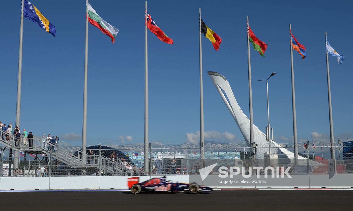 2014 Formula 1 Russian Grand Prix. Free practice