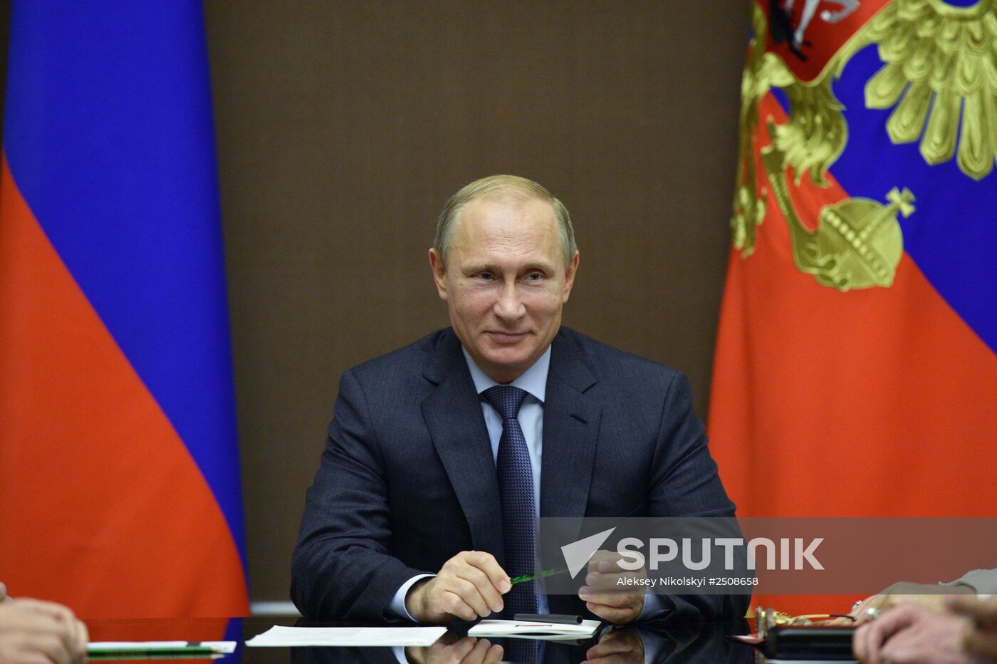 Vladimir Putin holds Security Council meeting
