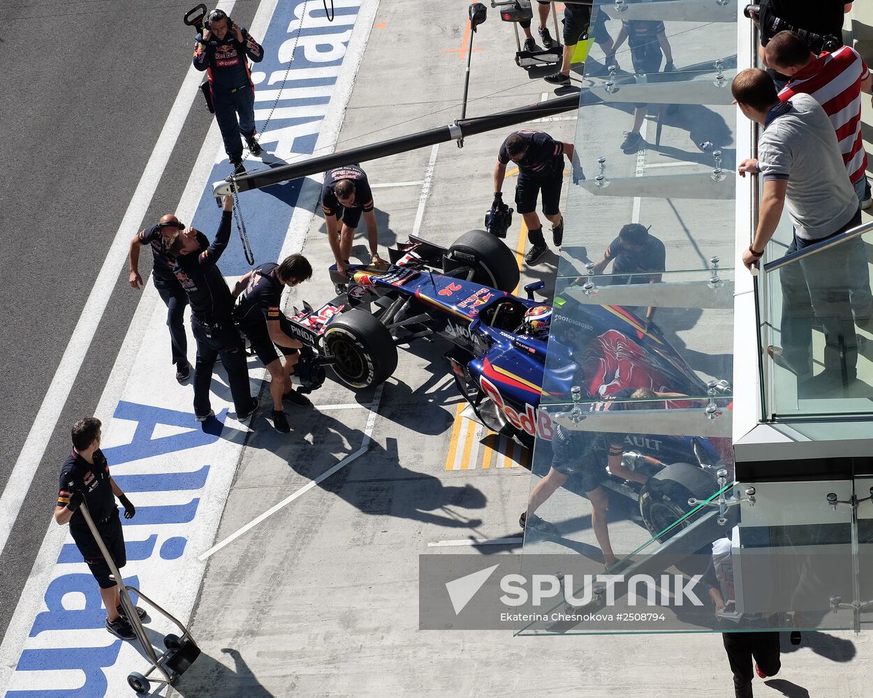 2014 Formula 1 Russian Grand Prix. Free practice. 3rd session