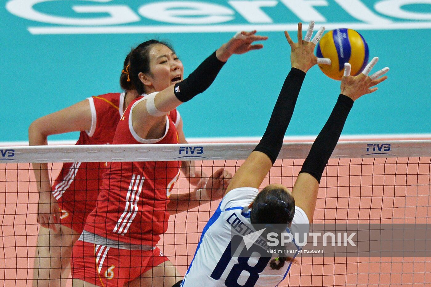 2014 FIVB Volleyball Women's World Championship. Italy vs. China