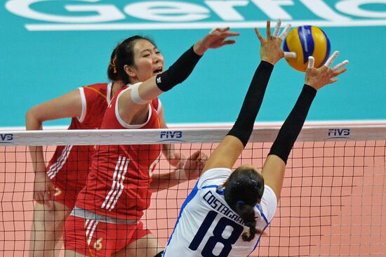 2014 FIVB Volleyball Women's World Championship. Italy vs. China